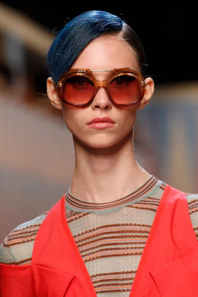 Look 40